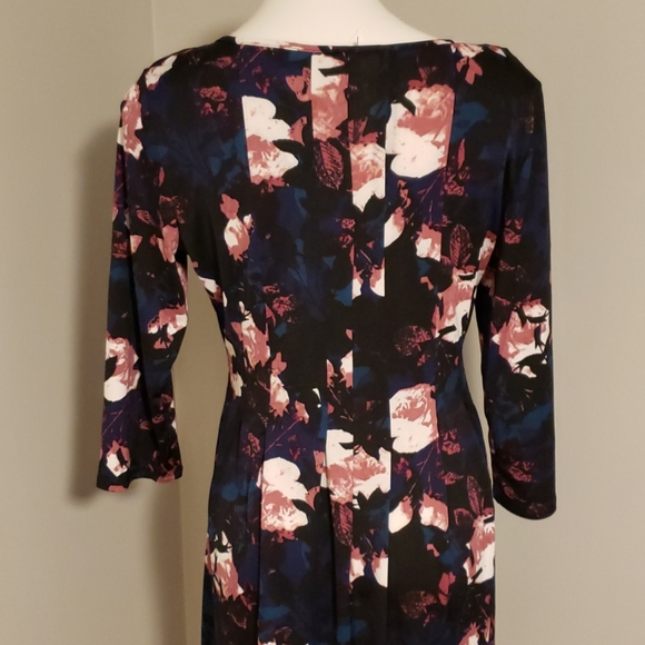 NY Collection Floral  Dress - Picture 5 of 8